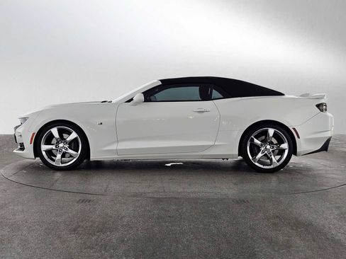 Used 2019 Chevrolet Camaro SS RWD image 6