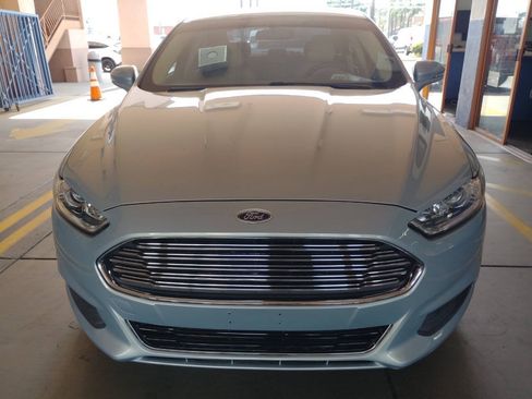 Used 2013 Ford Fusion SE FWD image 4