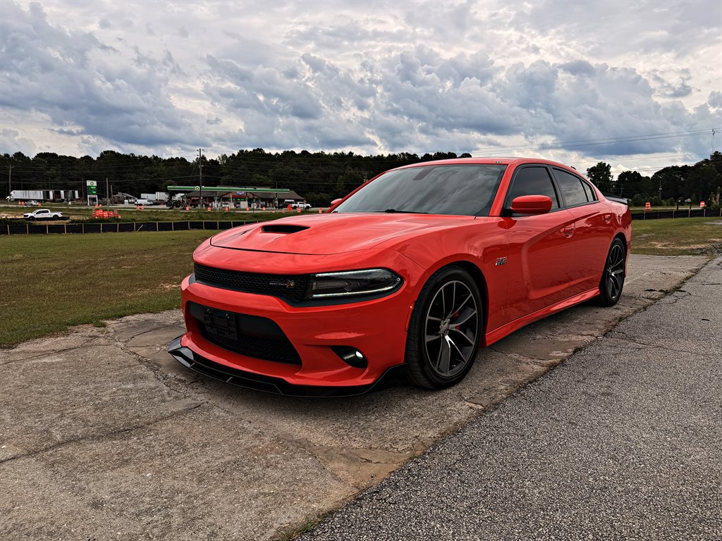 Used 2016 Dodge Charger R/T Scat Pack w/ Beats Audio Group RWD image 1