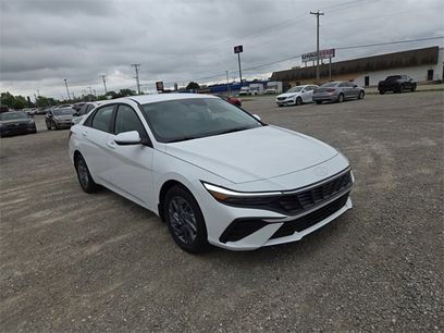 New 2025 Hyundai Elantra Blue
