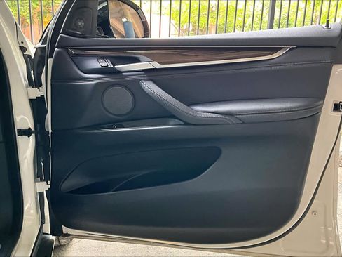 Used 2017 BMW X5 sDrive35i RWD image 22