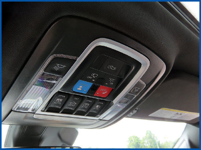 Used 2025 RAM 1500 Laramie w/ Sport Appearance Package AWD/4WD image 20