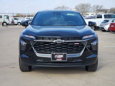 Used 2024 Chevrolet Trax RS image 9