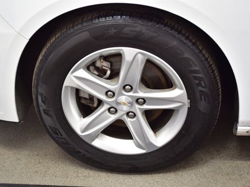 Used 2024 Chevrolet Malibu LT FWD image 5