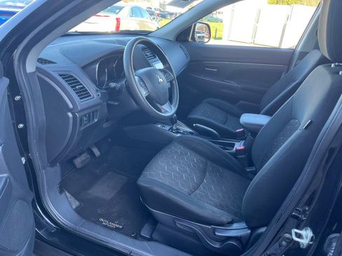 Used 2024 Mitsubishi Outlander Sport ES image 12