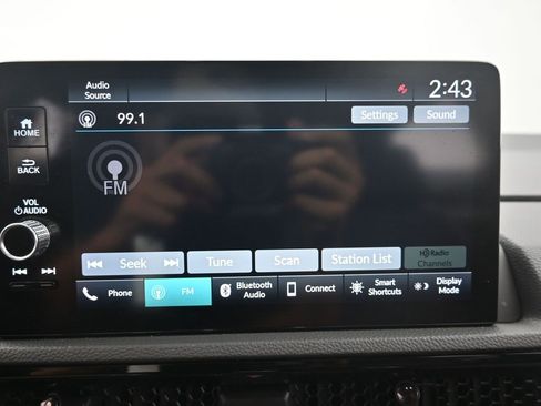 Used 2023 Honda CR-V EX-L image 10