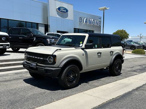 New 2026 Ford Bronco Big Bend AWD/4WD image 2