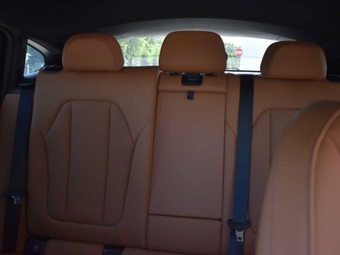 Used 2024 BMW X4 xDrive30i w/ Premium Package AWD/4WD image 12
