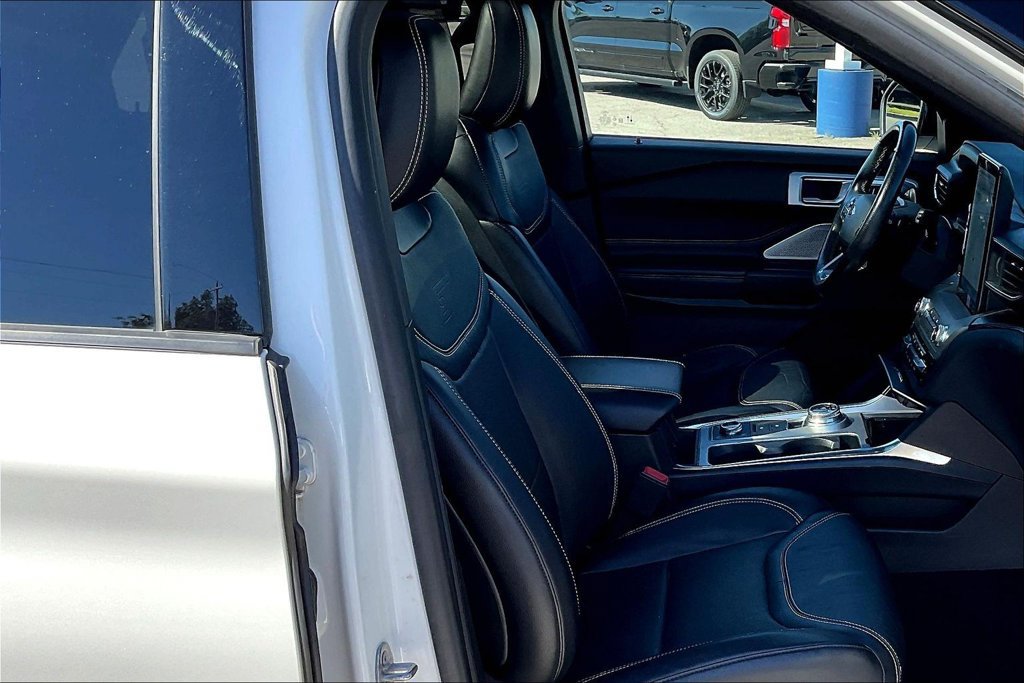Used 2020 Ford Explorer ST w/ ST Street Pack AWD/4WD image 16