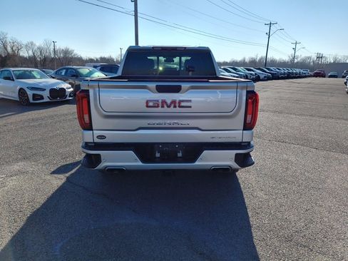 Used 2022 GMC Sierra 1500 Denali image 4