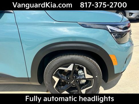 Used 2026 Kia Seltos S image 11