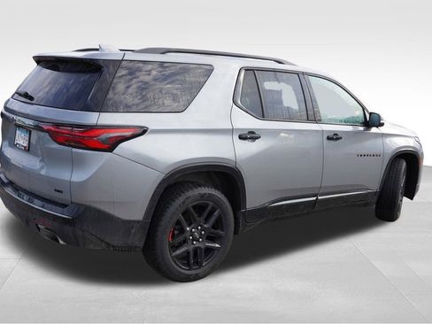 Certified 2023 Chevrolet Traverse Premier w/ Redline Edition AWD/4WD image 3