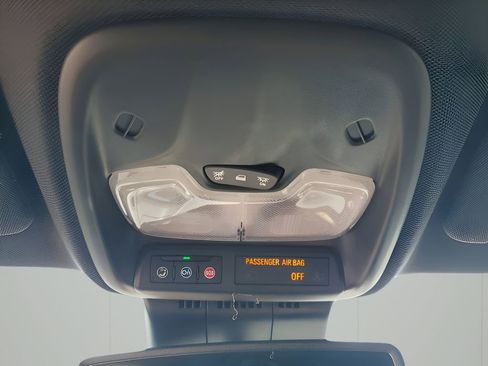 New 2026 GMC Canyon Elevation w/ Convenience Package image 52