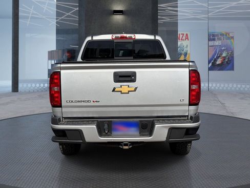 Used 2018 Chevrolet Colorado LT w/ LT Convenience Package AWD/4WD image 5