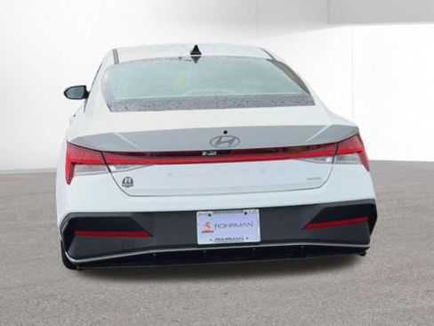 New 2026 Hyundai Elantra Blue image 8