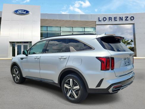 Used 2021 Kia Sorento S FWD image 7