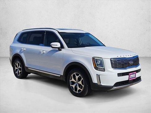 Used 2020 Kia Telluride EX w/ Towing Package image 3