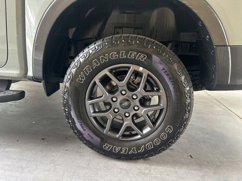 Used 2024 Ford Ranger XLT w/ FX4 Off-Road Package image 32