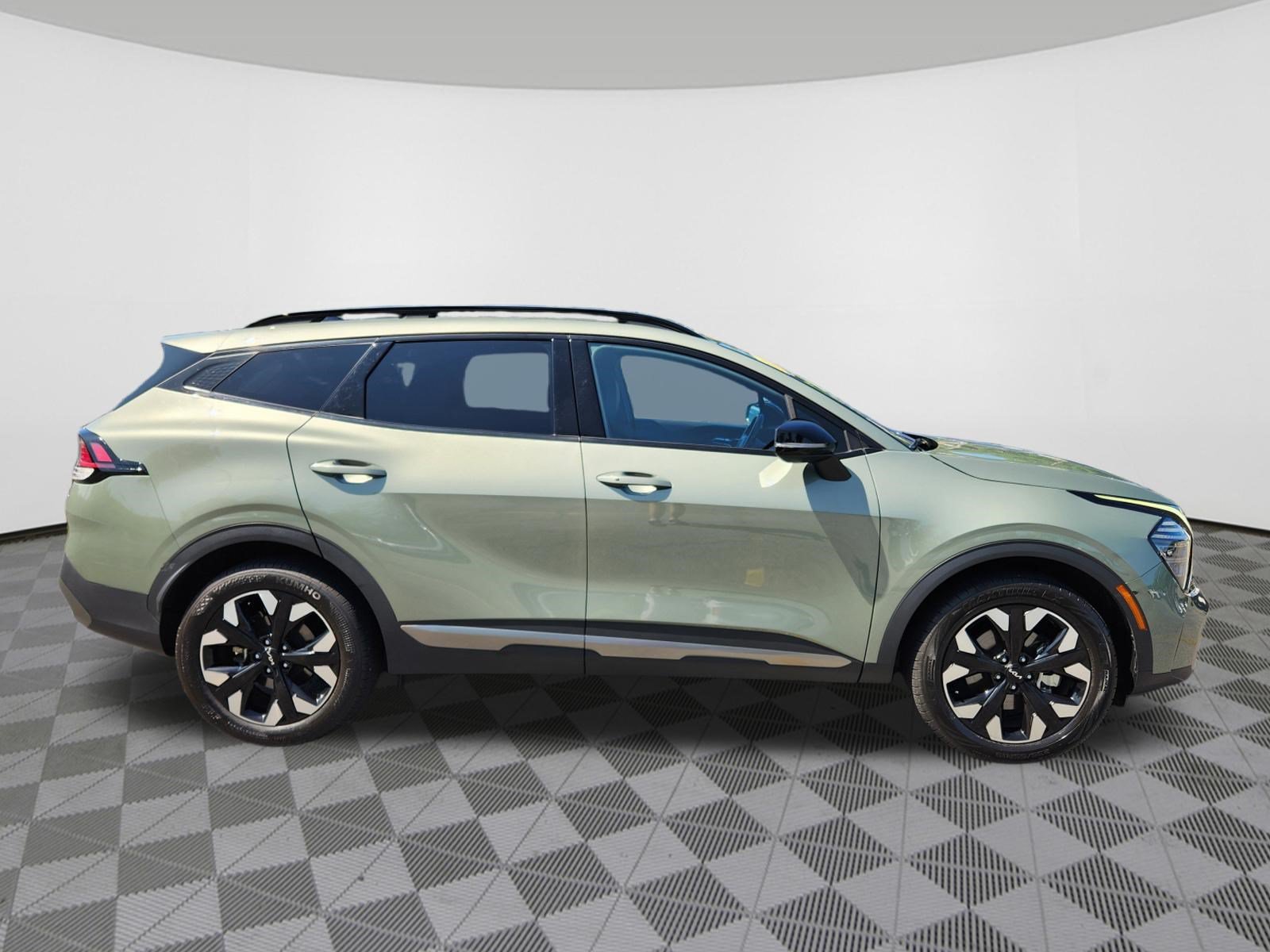Used 2024 Kia Sportage X-Line w/ X-Line Premium Package AWD/4WD image 6