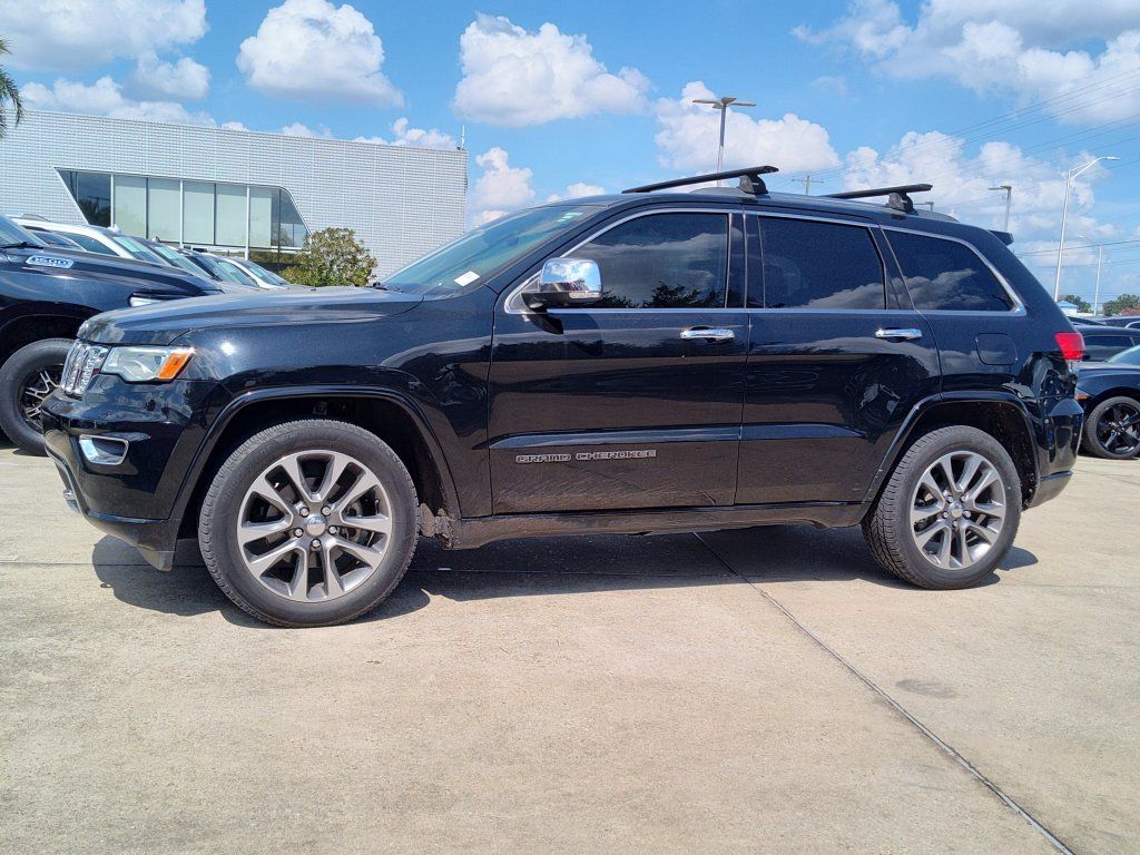 Used 2017 Jeep Grand Cherokee Overland RWD image 3