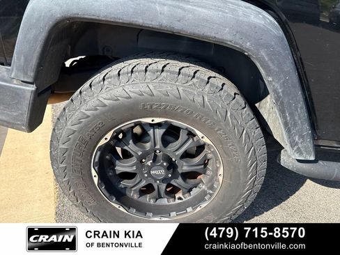 Used 2012 Jeep Wrangler Sport AWD/4WD image 12
