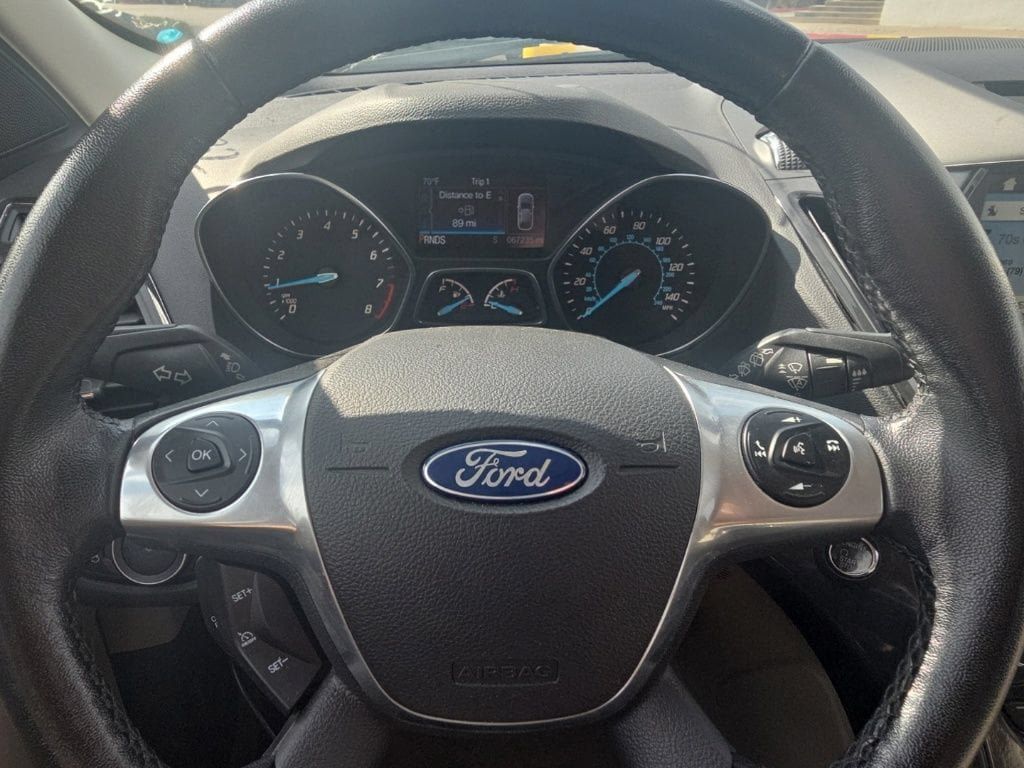 Used 2016 Ford Escape Titanium w/ Equipment Group 301A AWD/4WD image 17