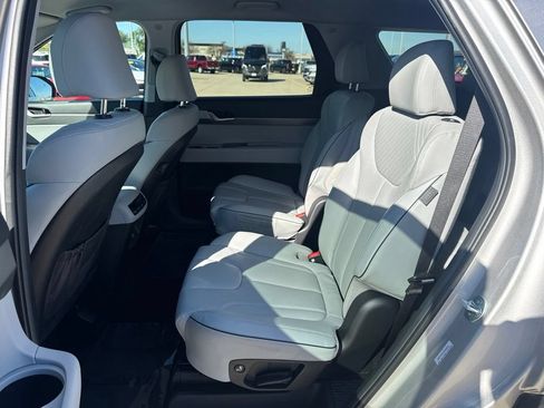 Used 2025 Hyundai Palisade SEL AWD/4WD image 19
