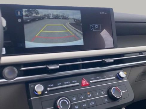 New 2026 Hyundai Tucson SE image 18