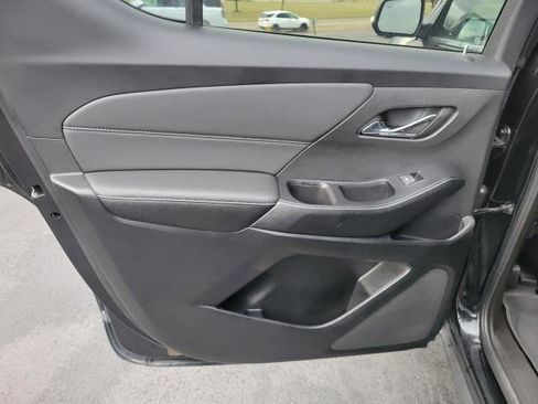 Used 2023 Chevrolet Traverse LT w/ LPO, Floor Liner Package image 10