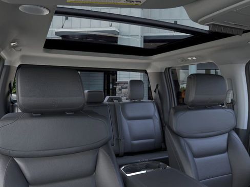 New 2025 Ford F250 Lariat w/ Lariat Ultimate Package image 23