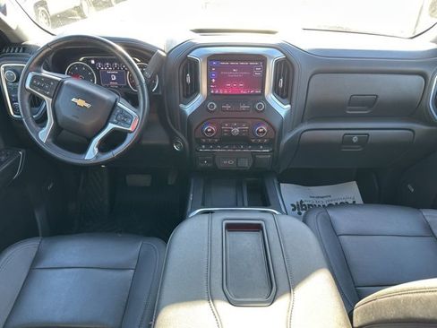 Used 2022 Chevrolet Silverado 3500 LTZ image 27