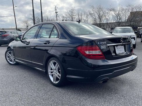 Used 2014 Mercedes-Benz C 250 Sedan image 5