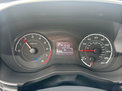 Used 2019 Subaru Crosstrek 2.0i Premium image 12