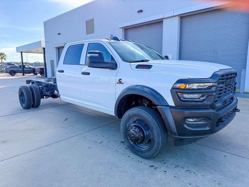 New 2026 RAM 5500 Tradesman image 24