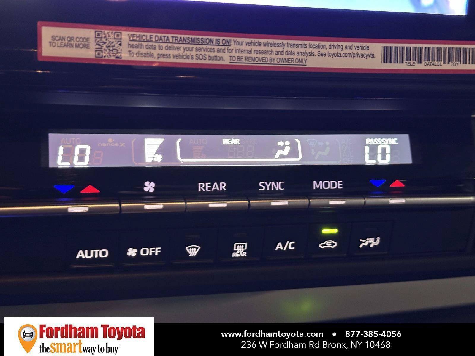 Used 2026 Toyota Sienna LE FWD image 21