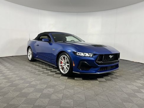 Used 2024 Ford Mustang GT Premium image 6