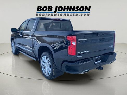 Used 2023 Chevrolet Silverado 1500 High Country w/ High Country Premium Package AWD/4WD image 5