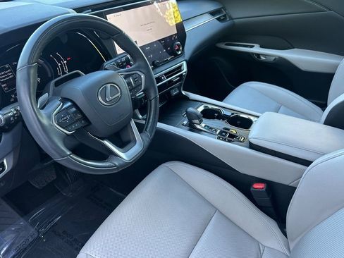 Certified 2023 Lexus RX 350h w/ Accessory Package (Z1) image 10