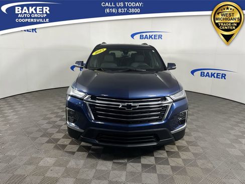 Certified 2023 Chevrolet Traverse LT image 3