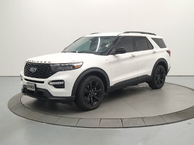 Used 2024 Ford Explorer ST-Line w/ Class IV Trailer Tow Package AWD/4WD image 4