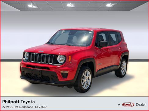 Used 2023 Jeep Renegade Latitude AWD/4WD image 1