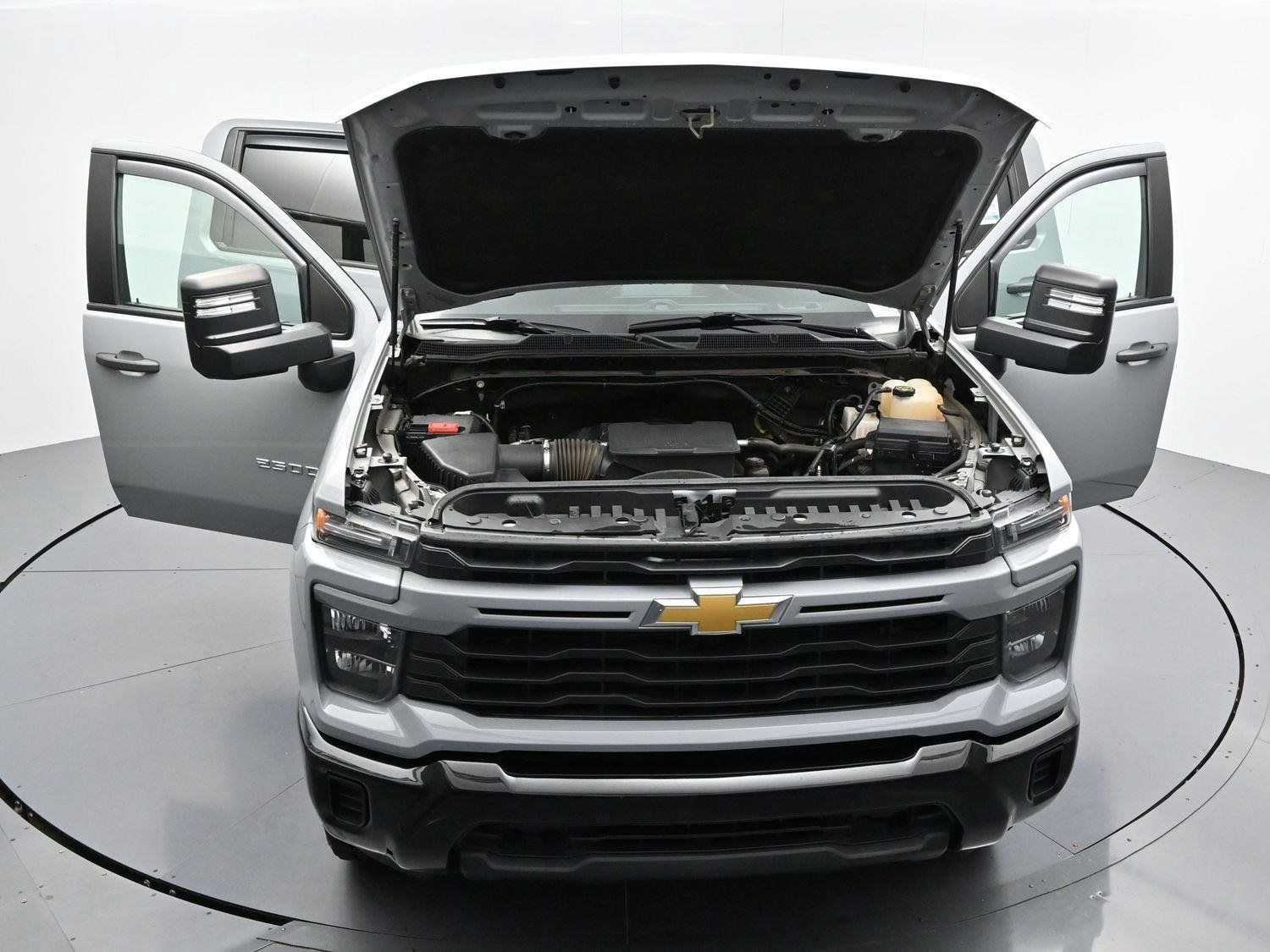 Used 2024 Chevrolet Silverado 2500 Custom w/ Custom Convenience Package AWD/4WD image 42