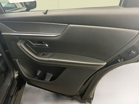 Used 2024 MAZDA CX-90 Plug-In Hybrid w/ Preferred AWD/4WD image 34