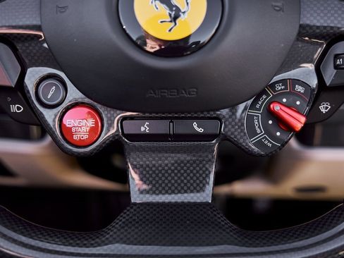 Used 2022 Ferrari F8 Tributo image 66