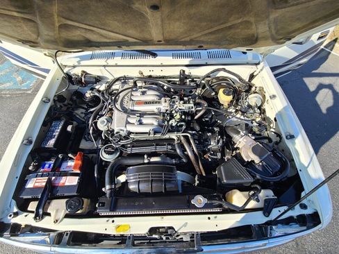 Used 1990 Toyota Pickup SR5 image 17