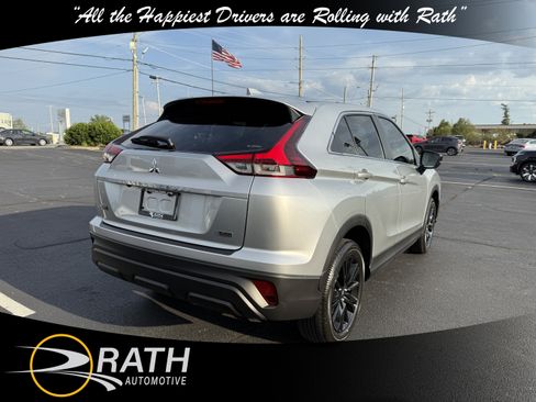 New 2025 Mitsubishi Eclipse Cross LE image 8