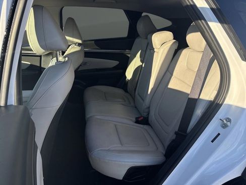 Used 2024 Hyundai Tucson Limited image 29