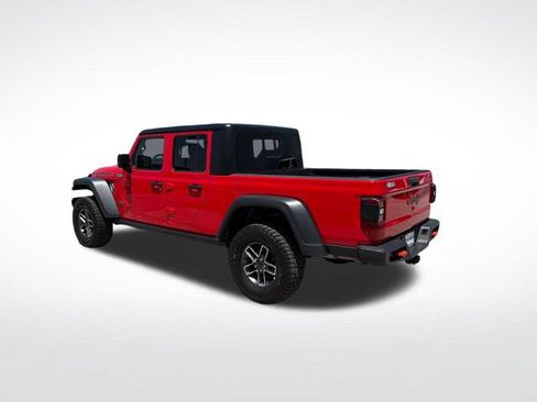 Used 2026 Jeep Gladiator Mojave AWD/4WD image 3