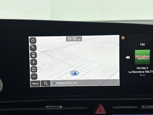 Used 2023 Hyundai Elantra Limited image 24