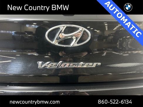 Used 2022 Hyundai Veloster N image 10